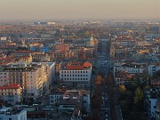 68 Bergamo bassa nella luce e nei colori del tramonto